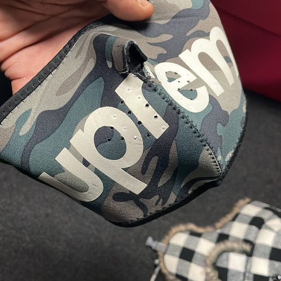 Used Supreme Windstopper Gore-Tex Labs Face Mask Woodland Camo Ski Hunting - Picture 3 of 6